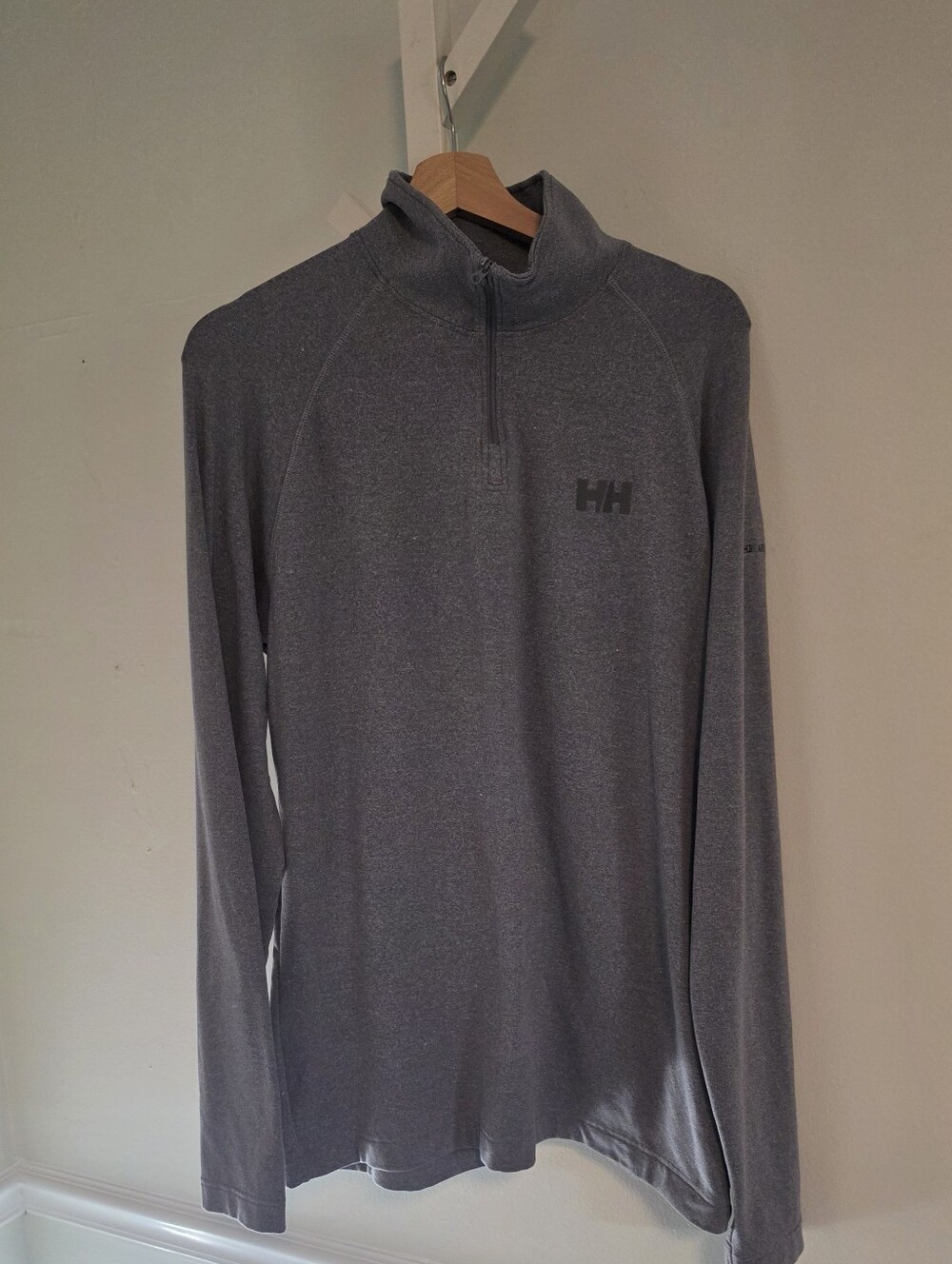 Helly Hansen Daybreaker 1/2 Zip Fleece Large Arrabelle Club Vail Colorado Gray